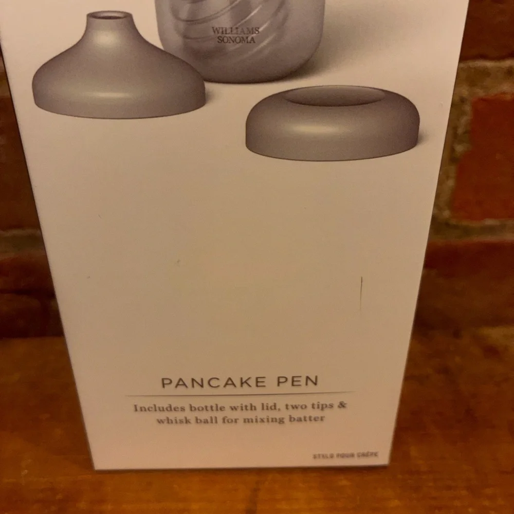 Williams Sonoma Gray Pancake Pen Dispenser